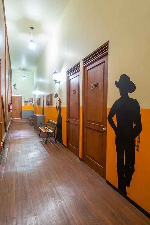 Hostal Amigo Мехіко Екстер'єр фото